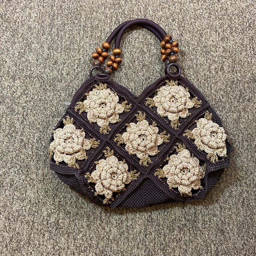 Vintage Handmade Elegant Floral Crochet Handbag